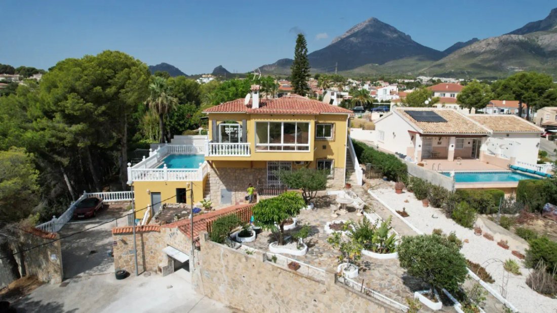 Villa in la Nucia, Valencian Community, Spain 5 - 18682037