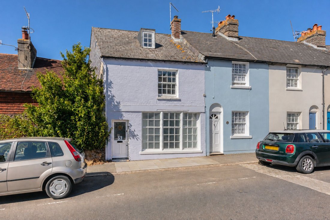 House in Lewes, England 1 - 18681321