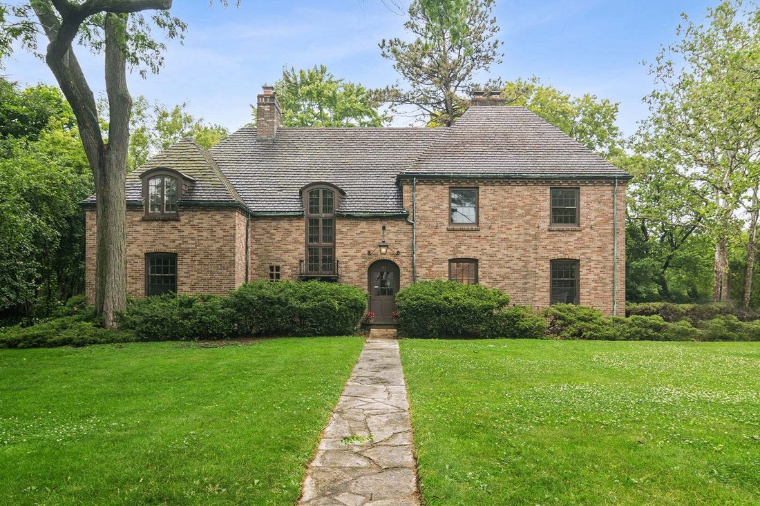 House in Barrington Hills, Illinois, United States 1 - 18682650