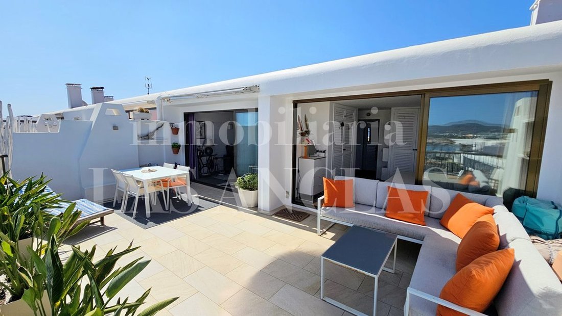 Penthouse in Santa Eularia des Riu, Balearic Islands, Spain 2 - 18683334