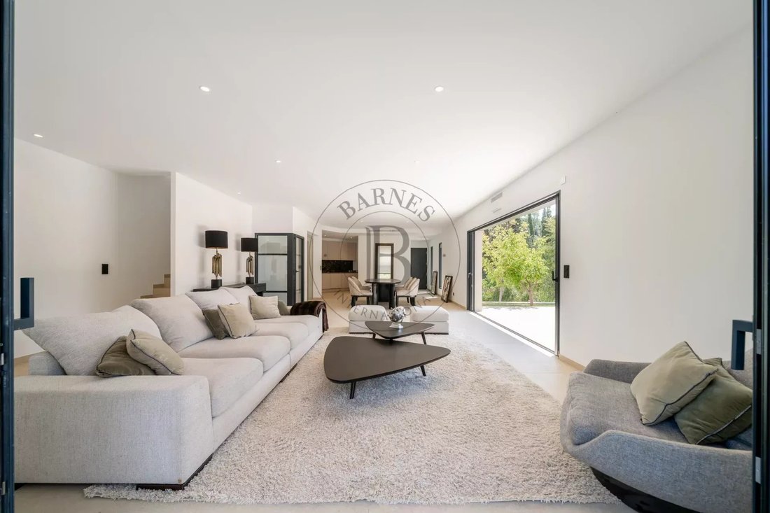 Villa in Mougins, Provence-Alpes-Côte d'Azur, France 4 - 18681389