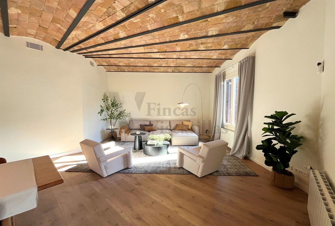 Apartment in Eixample, Barcelona, Spain 2 - 18680569