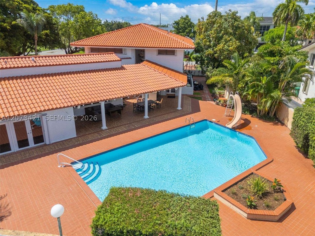 House in Miami, Florida, United States 1 - 18682380