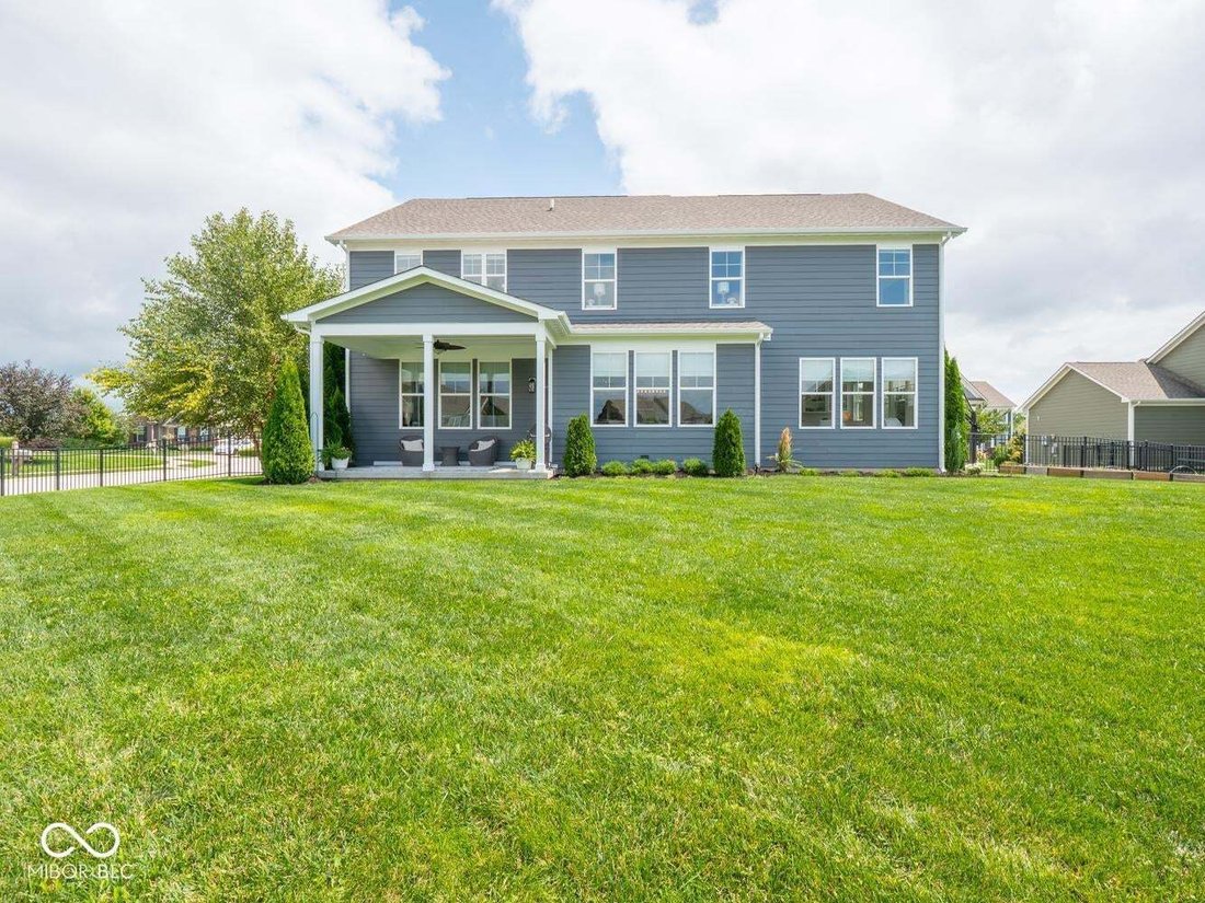 House in Avon, Indiana, United States 2 - 18680165