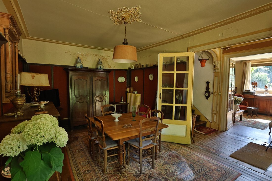 Villa in Mehun-sur-Yevre, Centre-Val de Loire, France 5 - 18683981