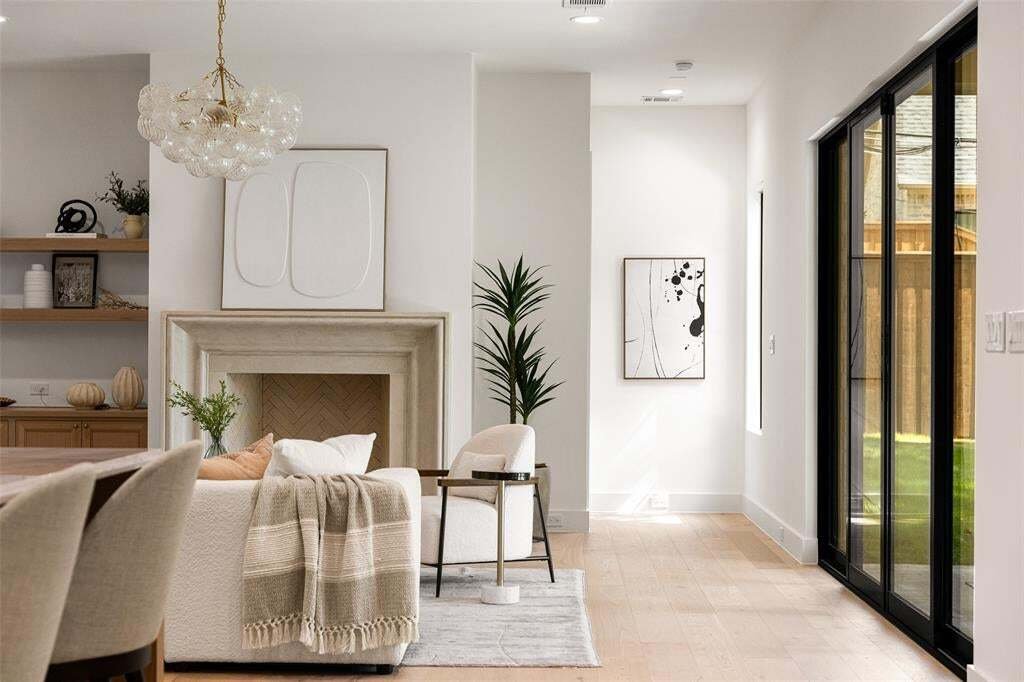House in Dallas, Texas, United States 4 - 18682946