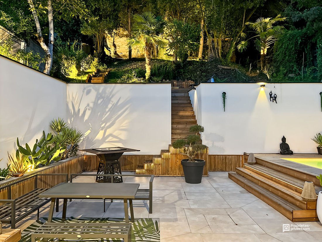 Villa in Cambes, Nouvelle-Aquitaine, France 2 - 17992268