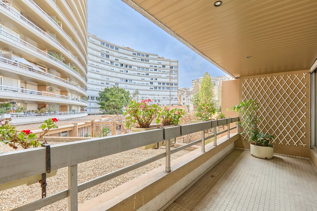 Apartment in Cambronne-Garibaldi, Paris 15e Arrondissement, Paris 1 - 18681371