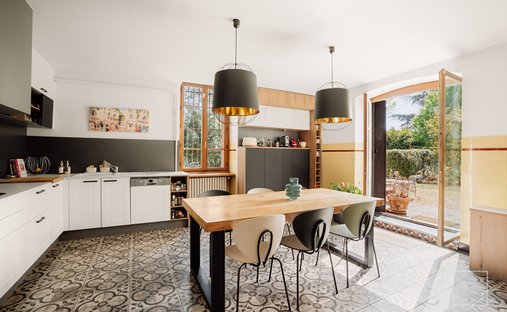 Apartamento en Centro Bourg, Neuville-sur-Saône, Francia 1
