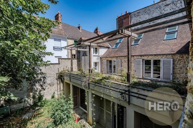 House in Neauphle-le-Château, Ile-de-France, France 2 - 16088473