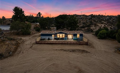 Nuevo, California, United States 1