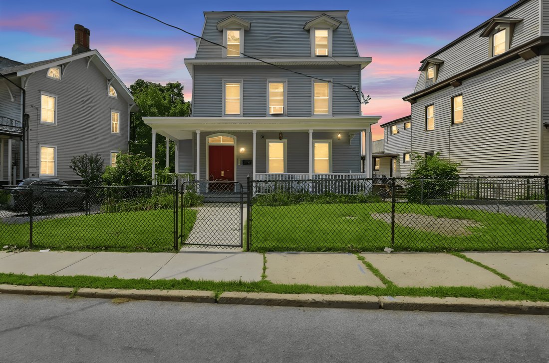 Rye, New York, United States 2 - 18684253