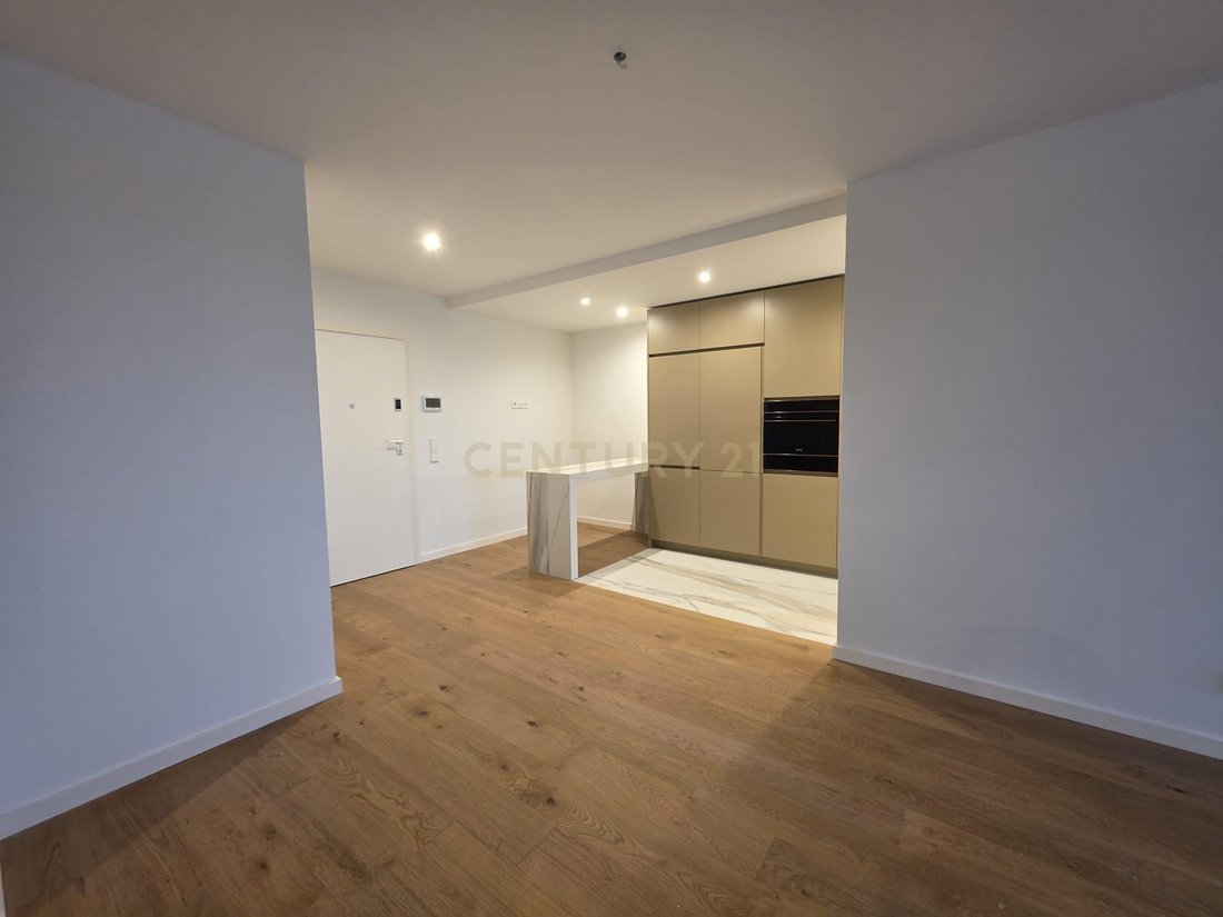 Apartment in Santa Marinha e Sao Pedro da Afurada, Porto District, Portugal 4 - 18683297