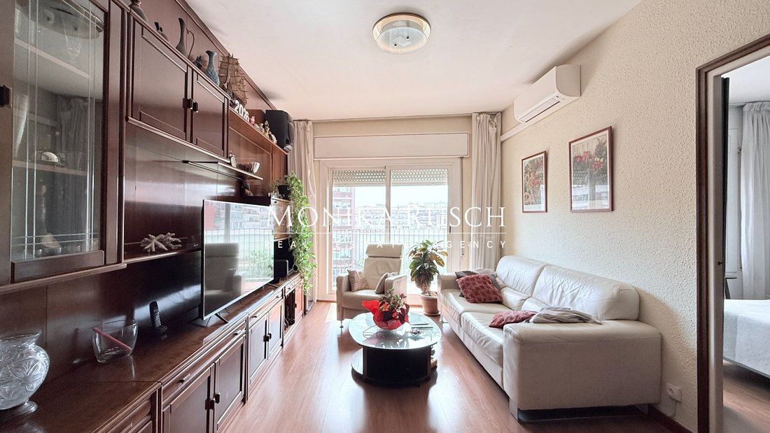 Apartment in Eixample, Barcelona, Spain 2 - 18682043