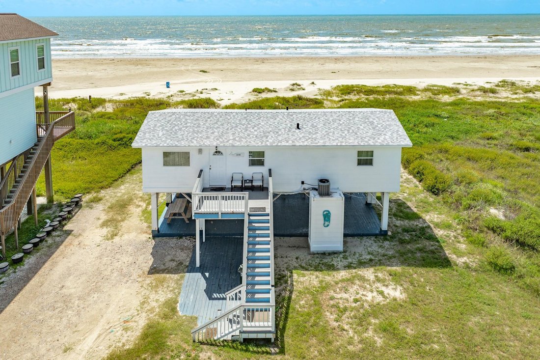 House in Galveston, Texas, United States 4 - 18683061