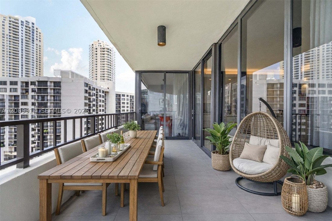 Condo in Miami, Florida, United States 3 - 18680349