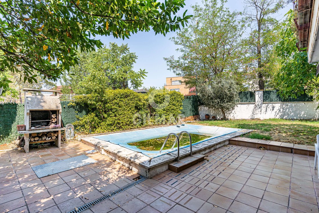 Townhouse in Fuencarral-El Pardo, Madrid, Spain 5 - 18680301