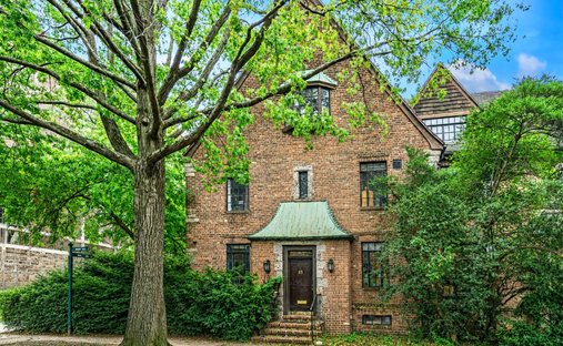 House in New York, New York, United States 1
