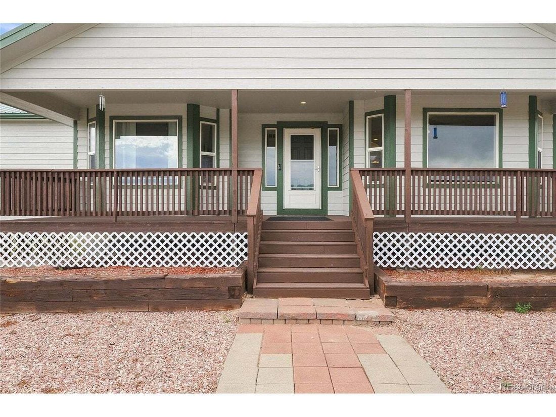 Elizabeth, Colorado, United States 4 - 18682087