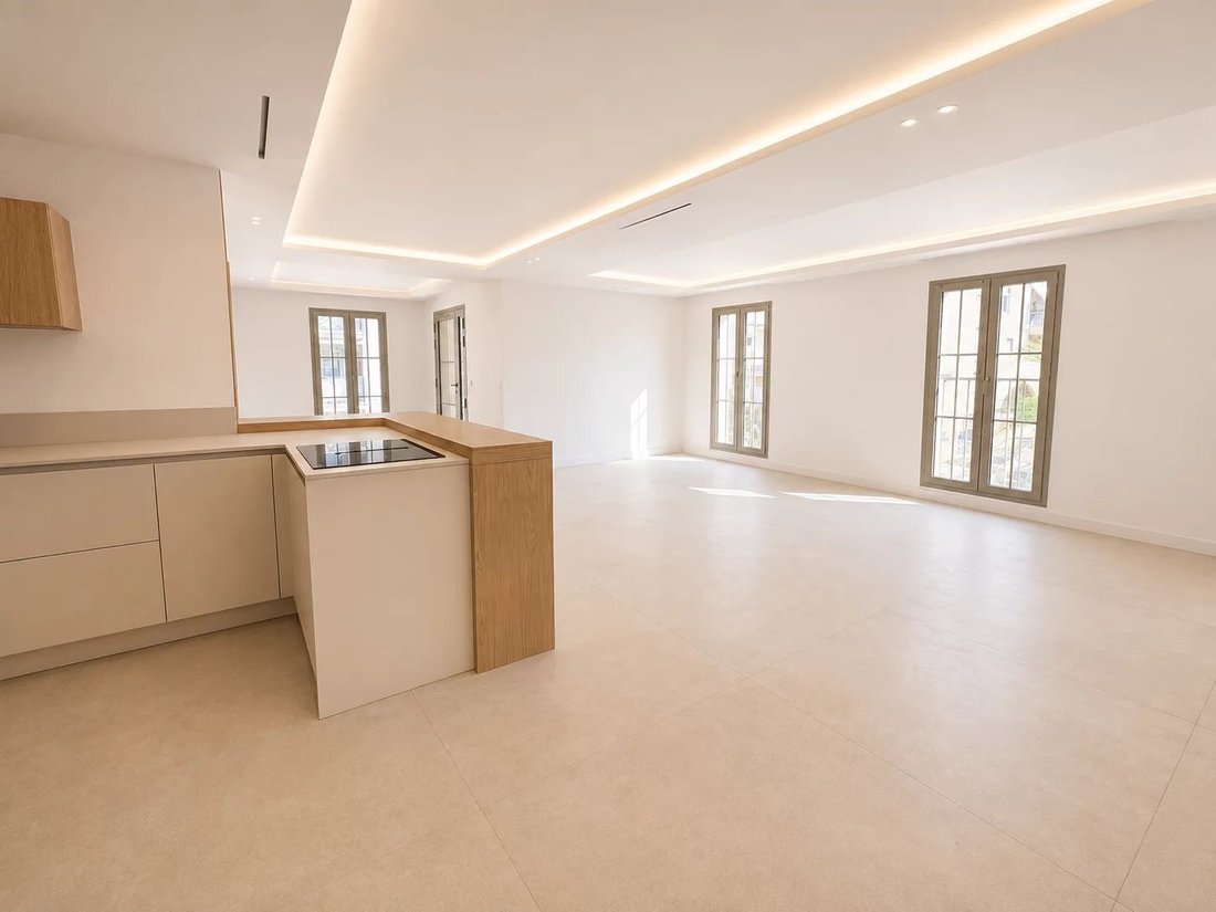 Appartamento a Ville-Les Saquedes-Le Bouillonnet, Sainte-Maxime, Francia 3 - 14676784