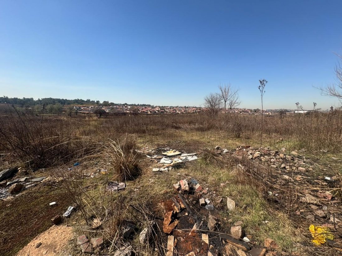 Land in Halfway House Estate, Gauteng, South Africa 2 - 18680701