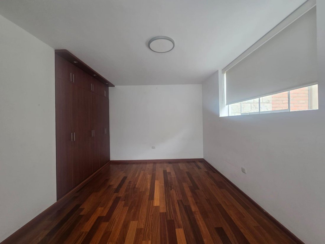 Casa a Lima, Belarus 3 - 18681154
