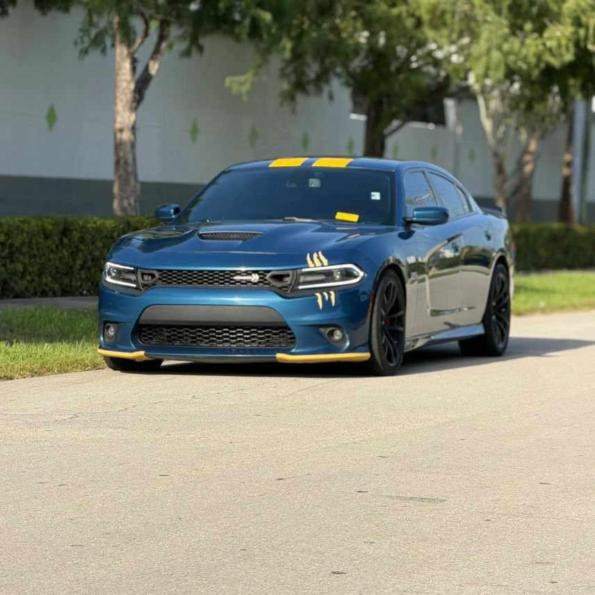 Sedan in Wilton Manors, FL, United States 1 - 18683842