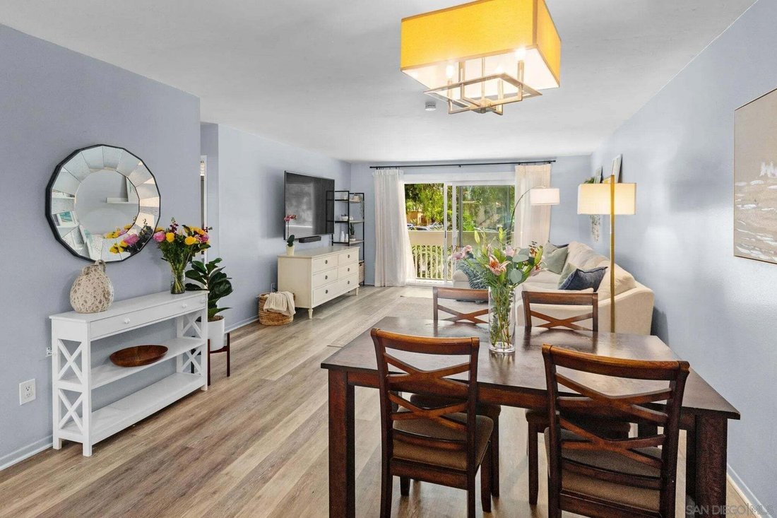 Condo in San Diego, California, United States 5 - 18682799