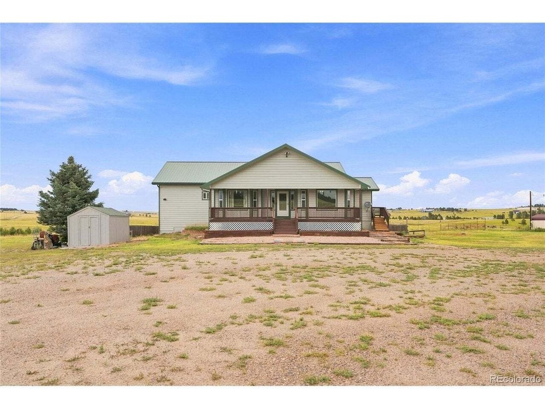 Elizabeth, Colorado, United States 1 - 18682087