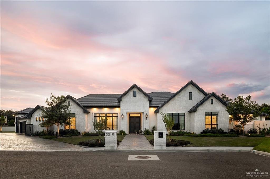 House in Edinburg, Texas, United States 1 - 18681989