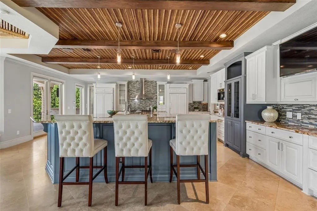 House in Tampa, Florida, United States 3 - 18684252