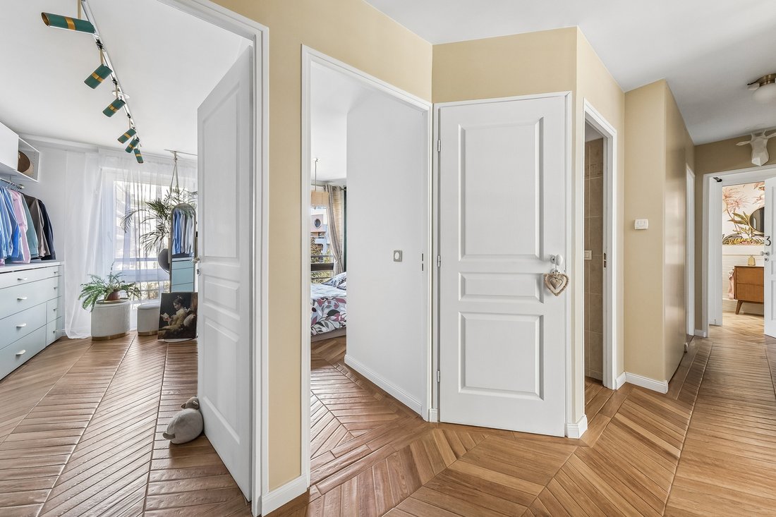 Apartment in Pont de Flandre, Paris 19e Arrondissement, Paris 5 - 18681414