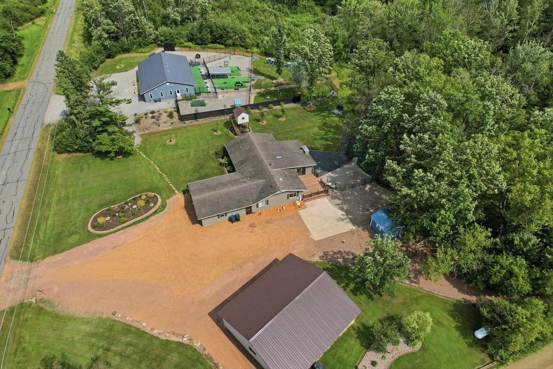 House in Marshfield, Wisconsin, United States 1 - 18682477