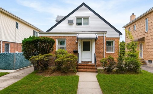 House in New York, New York, United States 1