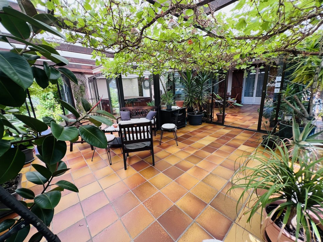 House in Osny, Ile-de-France, France 2 - 18684514