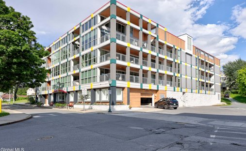 Condo in Saratoga Springs, New York, United States 1