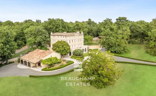 Villa in Callian, Provence-Alpes-Côte d'Azur, France 1