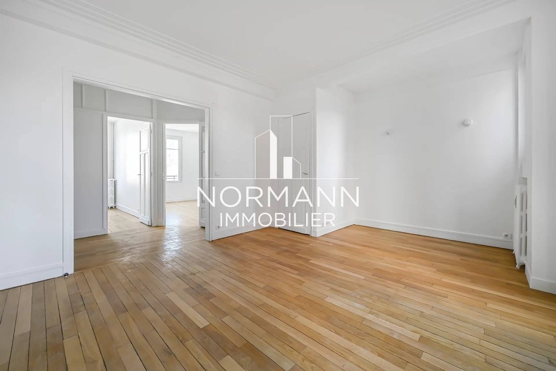 Apartment in Puteaux, Ile-de-France, France 5 - 15869257