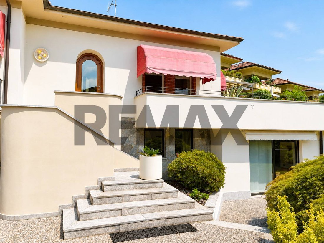 House in Verbania, Piedmont, Italy 2 - 18684211