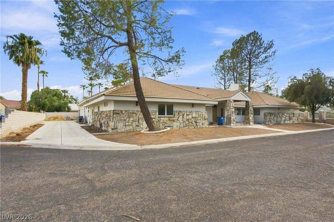 House in Las Vegas, Nevada, United States 3 - 18682144