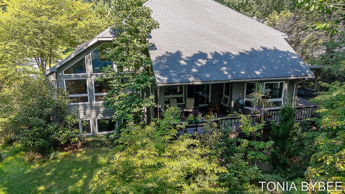 House in West Olive, Michigan, United States 1 - 18681260