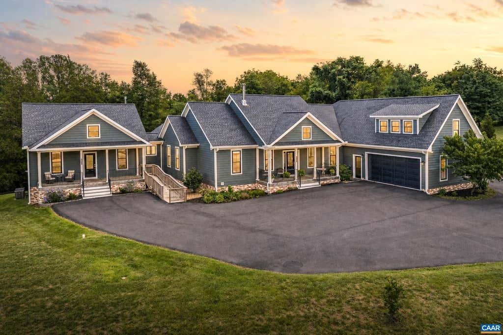 House in Charlottesville, Virginia, United States 1 - 18684515