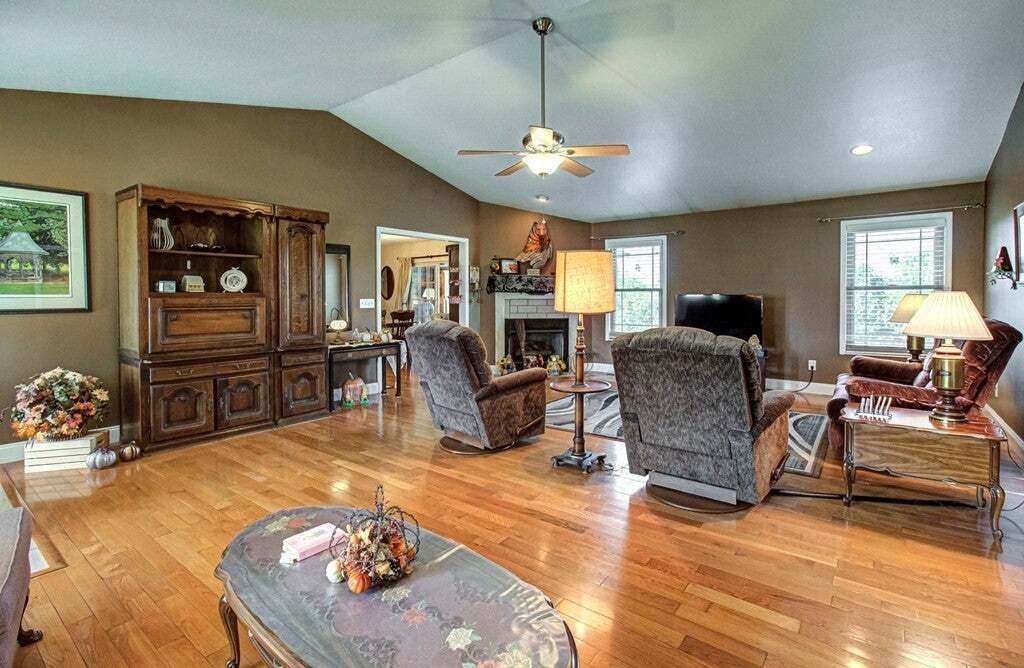 House in Sevierville, Tennessee, United States 2 - 18680512