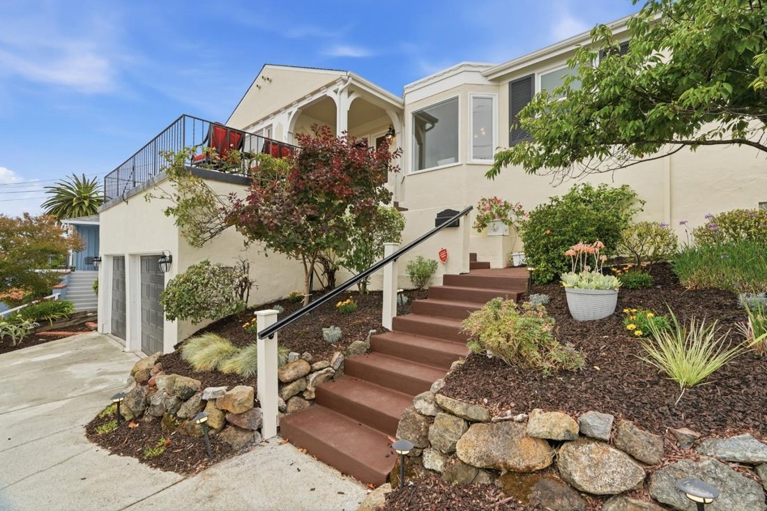 House in San Mateo, California, United States 3 - 18680373