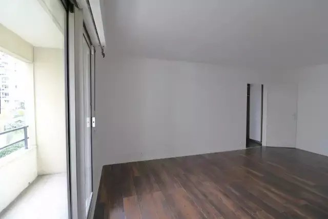 Apartment in Hôtel de Ville, Courbevoie, France 3 - 15869685