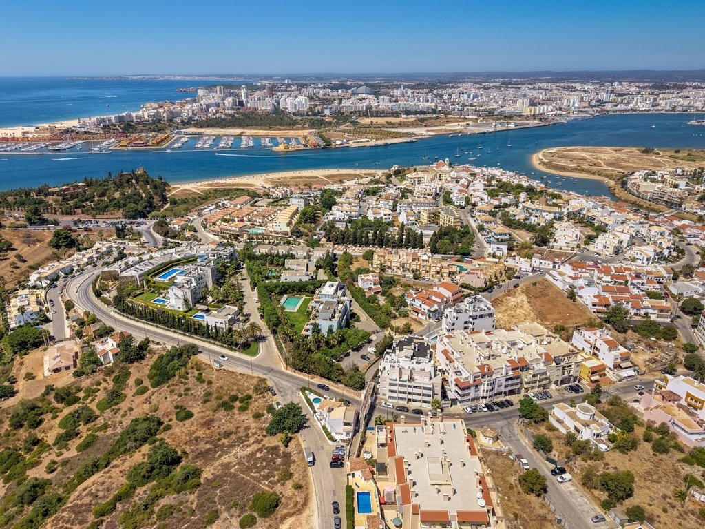 Villa in Ferragudo, Algarve, Portugal 1 - 18683414