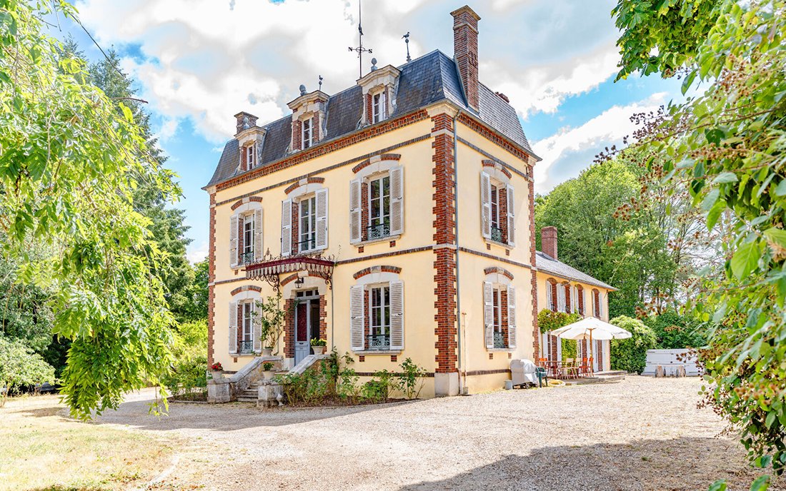 Villa in Mézilles, Bourgogne – Franche-Comté, France 1 - 18681541