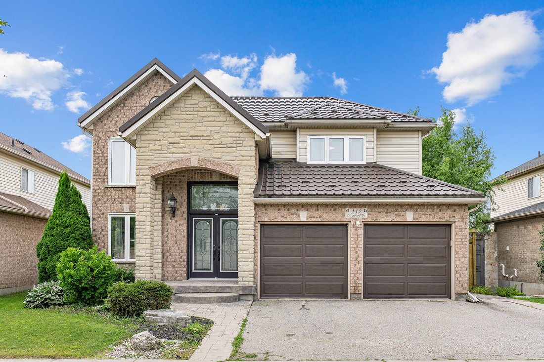 House in Cambridge, Ontario, Canada 1 - 18680079