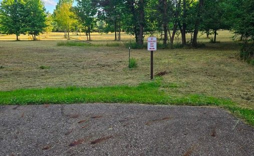 Land in Solon, Ohio, United States 1