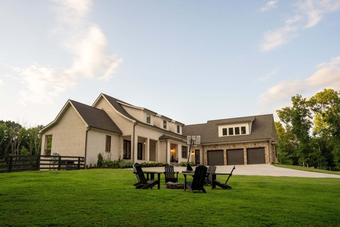 House in Columbia, Tennessee, United States 1 - 18683119